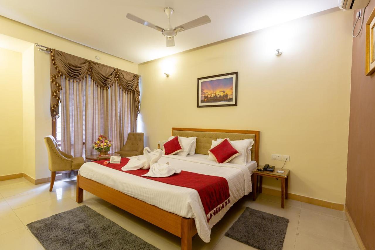 Kstdc Hotel Mayura Hoysala, Мисор Екстериор снимка